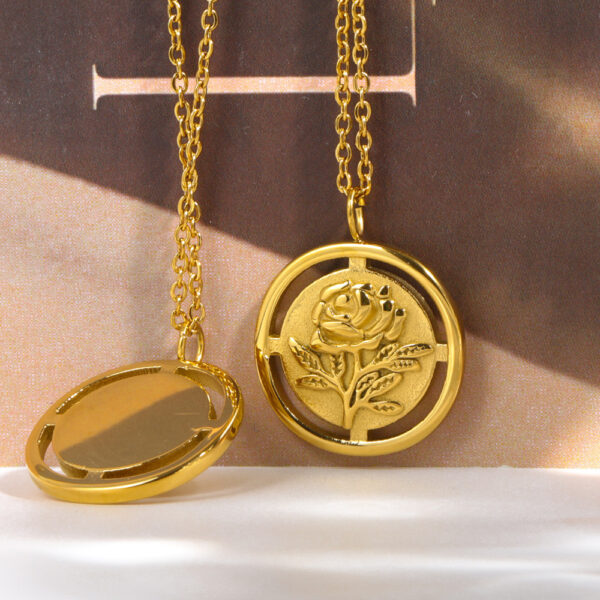 Titanium Steel French Retro Three-dimensional Flower Cutout Rose Necklace Electroplated 18K Gold - Image 5