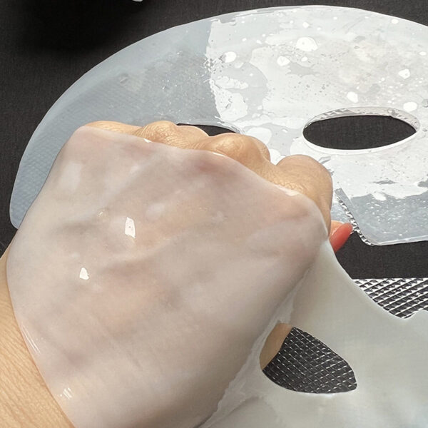 Collagen Crystal Jelly Skin Moisturizing Mask - Image 3